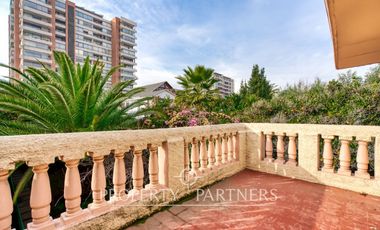 Venta Increíble! Casa con un extenso patio en el corazon de Ñuñoa