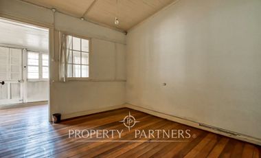 Venta Increíble! Casa con un extenso patio en el corazon de Ñuñoa