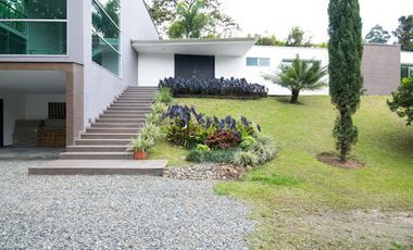 VENTA de CASAS en LA ESTRELLA