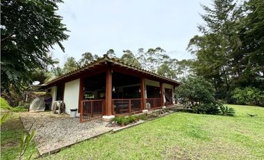 Vendo casa campestre sector Ojo de Agua, Rionegro