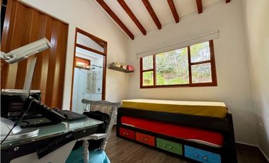 Vendo casa campestre sector Ojo de Agua, Rionegro