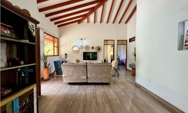 Vendo casa campestre sector Ojo de Agua, Rionegro