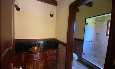 Vendo Casa Finca EL RETIRO LA FE  y UN LOTE MARAVILLOSO