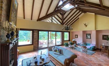 Vendo Casa Finca EL RETIRO LA FE  y UN LOTE MARAVILLOSO