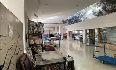 Vendo BODEGA (Edificio de 4 pisos) sector Almacentro Medellin