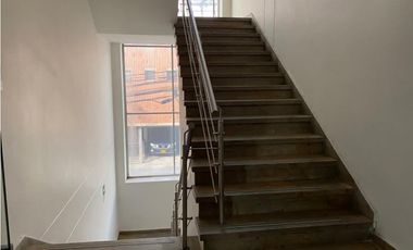 Vendo BODEGA (Edificio de 4 pisos) sector Almacentro Medellin