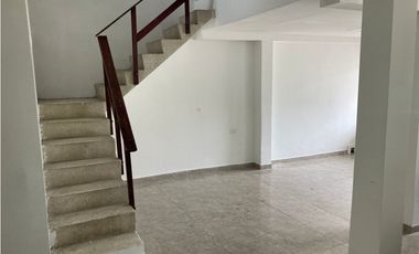 VENDO CASA EN EL SECTOR DEL HIPODROMO - SOLEDAD