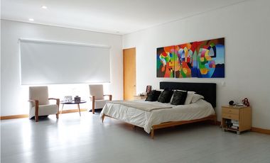 CASA EN VENTA SECTOR EL ESCOBERO - ENVIGADO