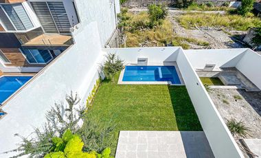 Casa en Fraccionamiento Lomas de Cuernavaca