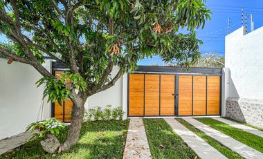 Casa en Fraccionamiento Lomas de Cuernavaca