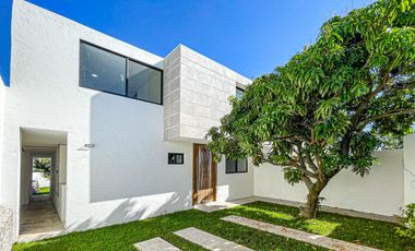 Casa en Fraccionamiento Lomas de Cuernavaca