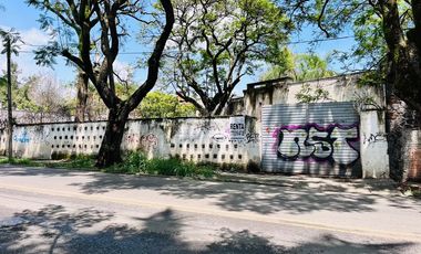 A una cuadra de plaza Cuernavaca