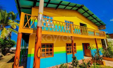 Venta de Hostal Amoblado y Equipado para 50 Personas - Documentación al Día