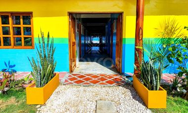 Venta de Hostal Amoblado y Equipado para 50 Personas - Documentación al Día