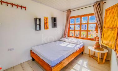 Venta de Hostal Amoblado y Equipado para 50 Personas - Documentación al Día