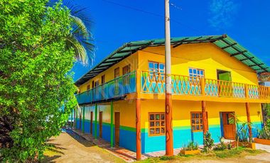 Venta de Hostal Amoblado y Equipado para 50 Personas - Documentación al Día