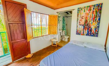 Venta de Hostal Amoblado y Equipado para 50 Personas - Documentación al Día