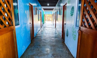 Venta de Hostal Amoblado y Equipado para 50 Personas - Documentación al Día