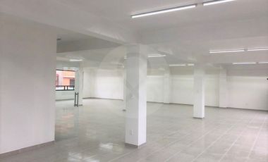Edificio en venta en Magisterial Vista Bella