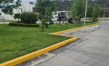 Terreno en Venta Fracc. Los Robles, frente al club