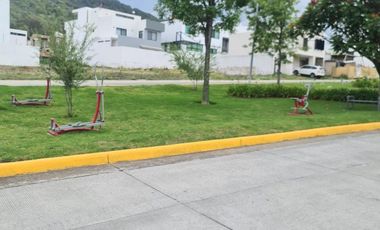Terreno en Venta Fracc. Los Robles, frente al club