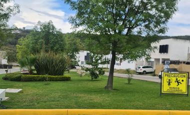 Terreno en Venta Fracc. Los Robles, frente al club