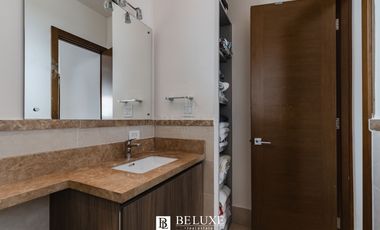 VENDO TOWN HOME EN THE RESERVE , SANTA MARIA (5)
