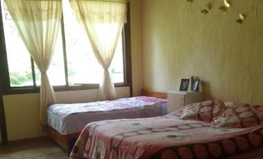 Mindo, Casa, 168 m2, terreno de 1840 m2, piscina, áreas verdes