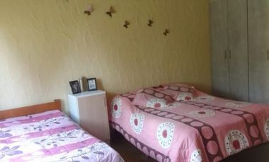 Mindo, Casa, 168 m2, terreno de 1840 m2, piscina, áreas verdes