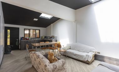 Cayambe, Terreno en venta, 1860 m2, construcción de 140 m2, arboles frutales