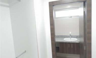 Gonzalez Suarez, Departamento en renta, 112 m2, 2 habitaciones, 3 baños, 2 parqueaderos