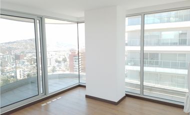 Gonzalez Suarez, Departamento en renta, 112 m2, 2 habitaciones, 3 baños, 2 parqueaderos