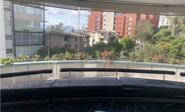 Gonzalez Suarez, Departamento en renta, 307 m2, 3 habitaciones, 4 baños, 2 parqueaderos