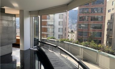 Gonzalez Suarez, Departamento en renta, 307 m2, 3 habitaciones, 4 baños, 2 parqueaderos