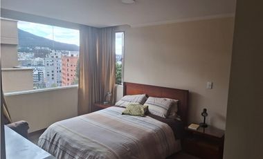 González Suárez, Departamento en renta, 135 m2, 3 habitaciones, 3 baños, 2 parqueaderos