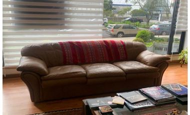 González Suárez, Departamento en renta, 140 m2, 2 habitaciones, 3 baños, 1 parqueadero