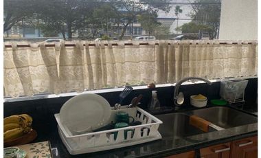 González Suárez, Departamento en renta, 140 m2, 2 habitaciones, 3 baños, 1 parqueadero