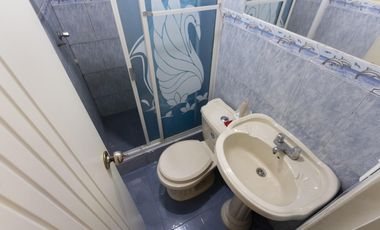 Guamani, Casa rentera en venta, 678 m2, 7 departamentos, local, 3 parqueaderos
