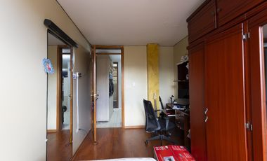 Guamani, Casa rentera en venta, 678 m2, 7 departamentos, local, 3 parqueaderos