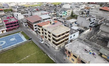 Guamani, Casa rentera en venta, 678 m2, 7 departamentos, local, 3 parqueaderos