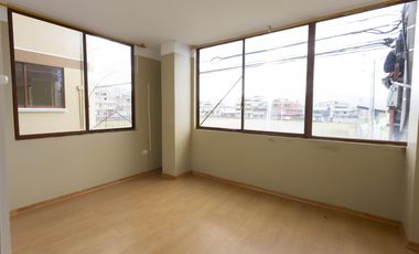 Guamani, Casa rentera en venta, 678 m2, 7 departamentos, local, 3 parqueaderos