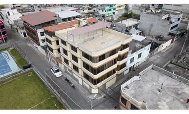 Guamani, Casa rentera en venta, 678 m2, 7 departamentos, local, 3 parqueaderos