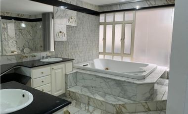 Quito Tenis, Departamento en renta, 430 m2, 4 hab, 6 baños, 2 parq