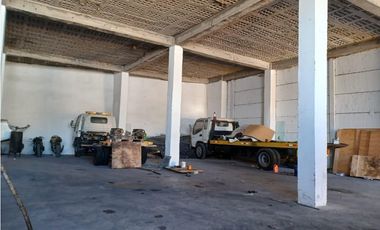 Carcelén industrial, Galpón en renta, 400 m2, 2 ambientes, 1 baño, 2 parqueaderos
