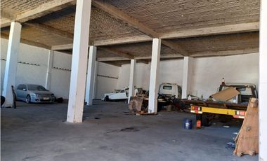 Carcelén industrial, Galpón en renta, 400 m2, 2 ambientes, 1 baño, 2 parqueaderos