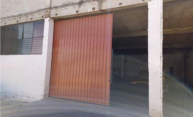 Carcelén industrial, Galpón en renta, 400 m2, 2 ambientes, 1 baño, 2 parqueaderos