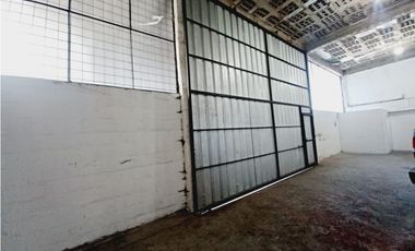 Carcelén Industrial, Galpón en renta, 200 m2, 2 ambientes, 1 baño, 1 parqueadero