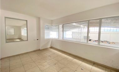 Carcelén, Galpón en renta, 2169 m2, 5 ambientes, 5 baños