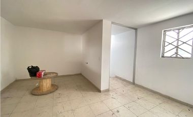 Carcelén, Galpón en renta, 2169 m2, 5 ambientes, 5 baños