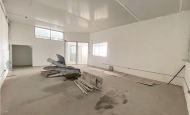 Carcelén, Galpón en renta, 2169 m2, 5 ambientes, 5 baños